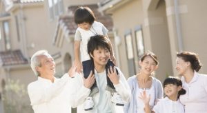 子供や親と同居中に妻が浮気した時に夫がとるべき3つの態度