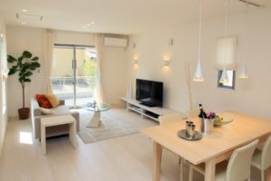 あなたの部屋は大丈夫?盗聴・盗撮危険度チェック