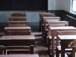 夫に独立を誘ってくる元同級生。果たして目的は?【身元調査実例】